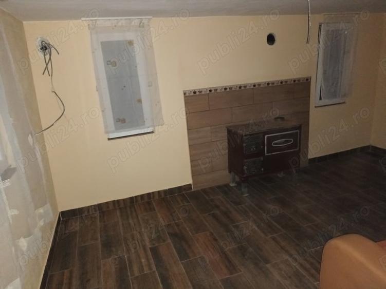 Casă cu 1 camere cu Teren 4000 Mp în Central