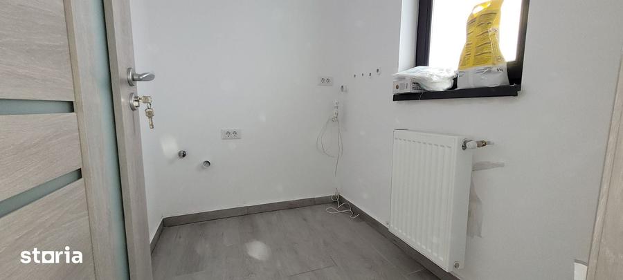 Casă cu 4 camere cu Teren 300 Mp în Cornetu