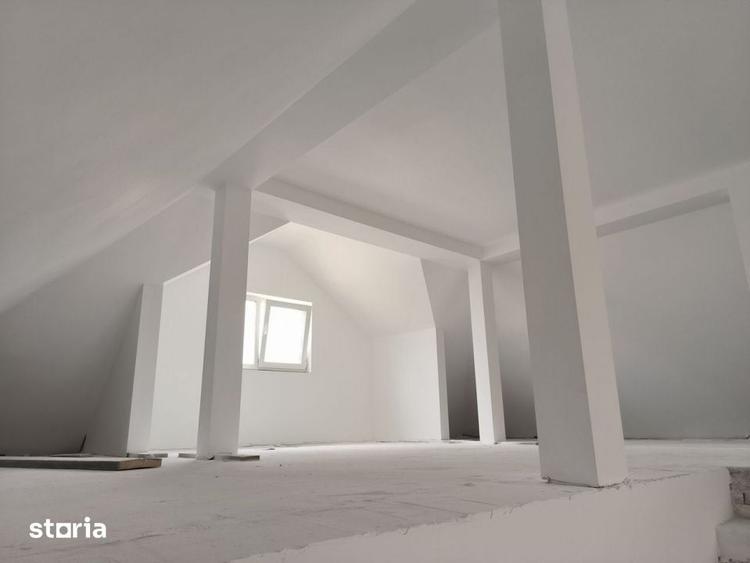 Casă cu 4 camere cu Teren 440 Mp în Central