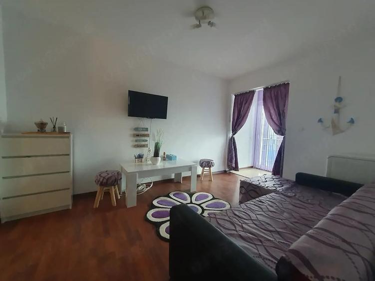 Apartament cu 2 camere nedecomandat în Central
