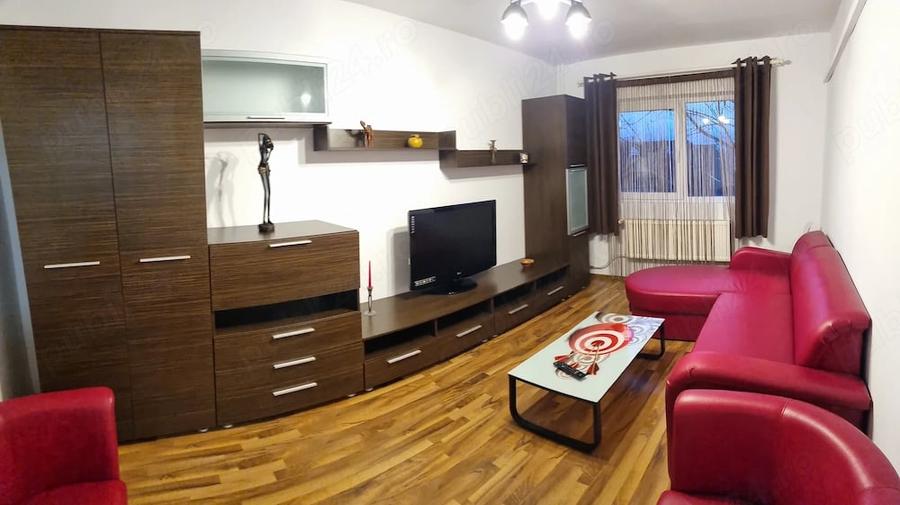 Apartament cu 3 camere decomandat în Nufărul