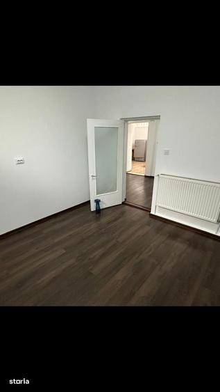 Casă cu 3 camere în Andronache