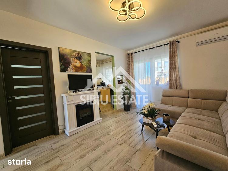 Apartament cu 3 camere decomandat în Central