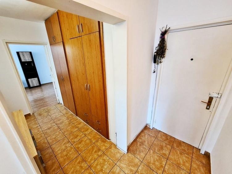 Apartament cu 2 camere decomandat, mobilat în Dristor