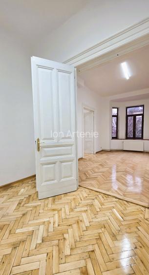 Unirii Casa Vila 320mp/ 12 camere/ Birouri/ It/ Creatie/ Showroom