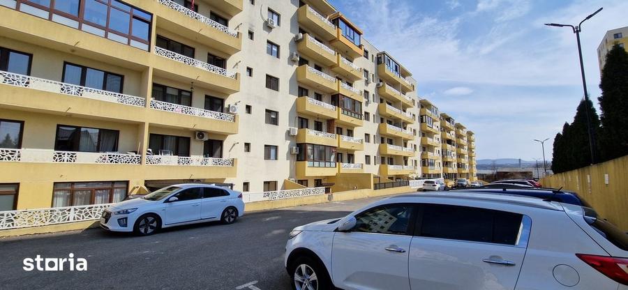 Apartament cu 3 camere, mobilat în Cug
