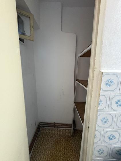 Apartament cu 3 camere decomandat în Lacu