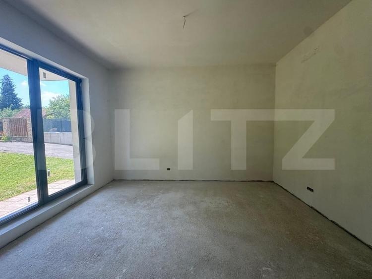 Apartament cu 2 camere semidecomandat în Andrei Mureșanu