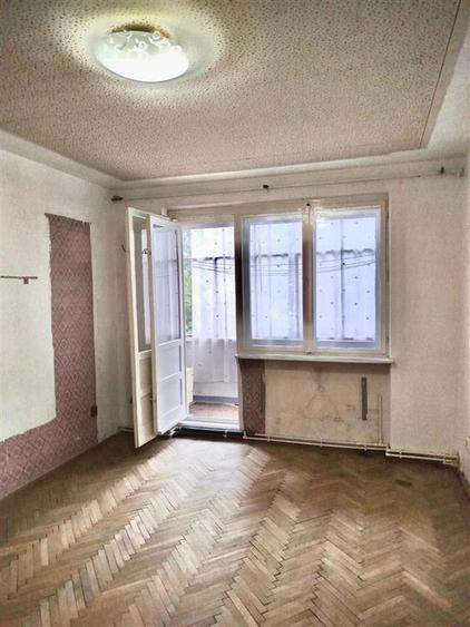 Apartament cu 2 camere semidecomandat în Săsar