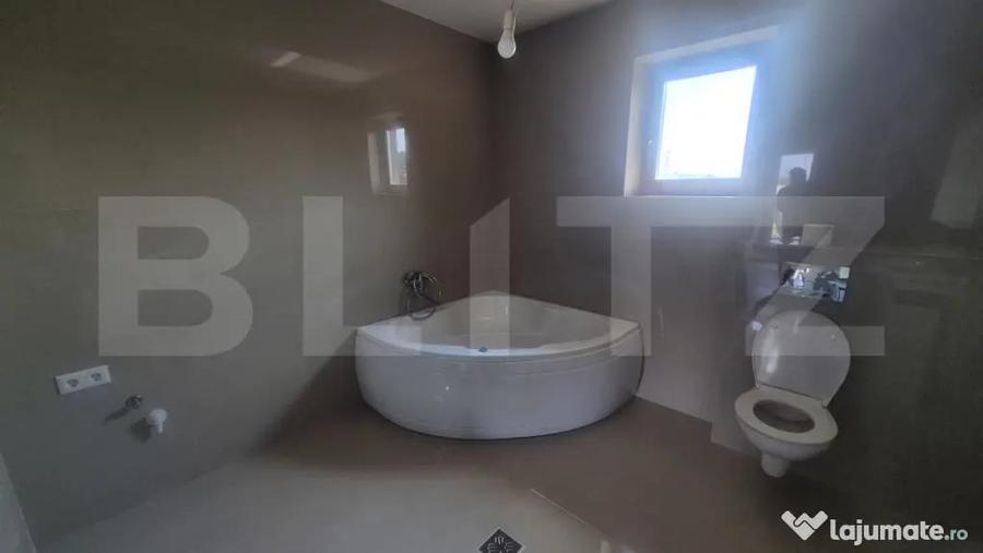 Casă cu 3 camere cu Teren 950 Mp în Central