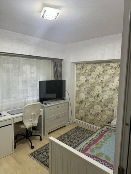 Apartament cu 4 camere decomandat, mobilat în Ultracentral