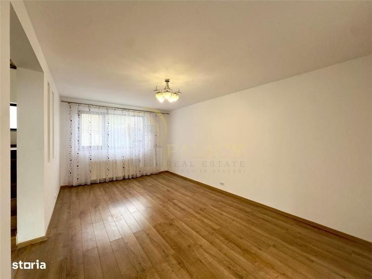 Casă cu 4 camere în Breazu