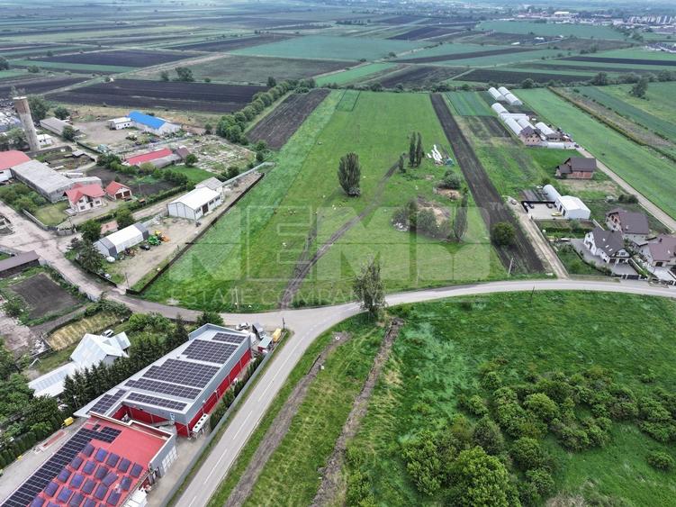 Teren agricol intravilan de 2648 mp, în Central