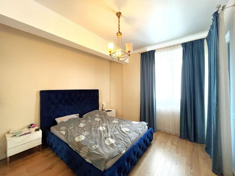Apartament cu 3 camere semidecomandat, mobilat în Domenii