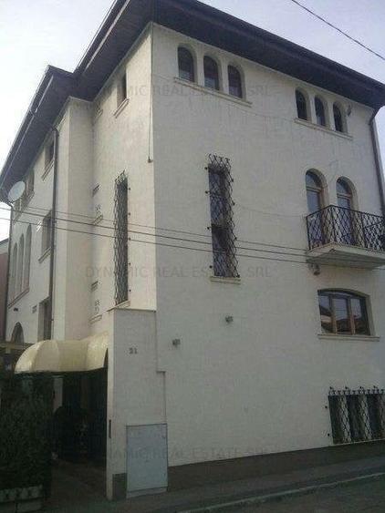 Birou, de 440 mp, în Cișmigiu