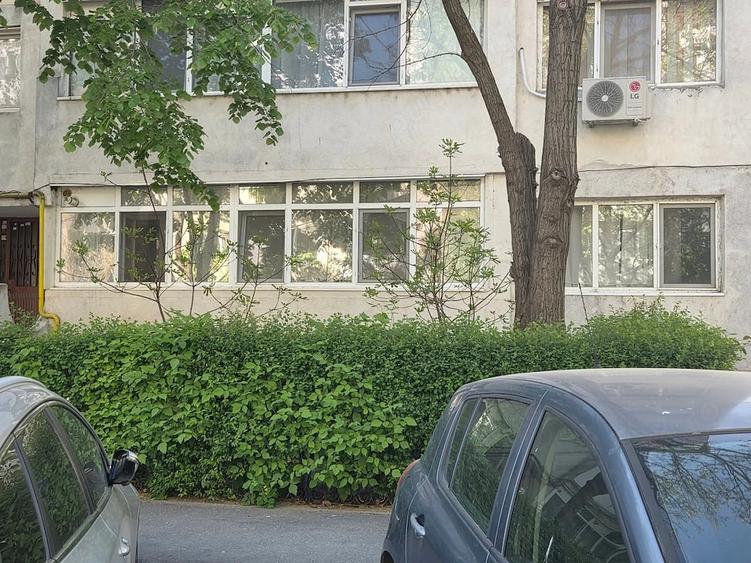 Apartament cu 2 camere semidecomandat în Viziru 1