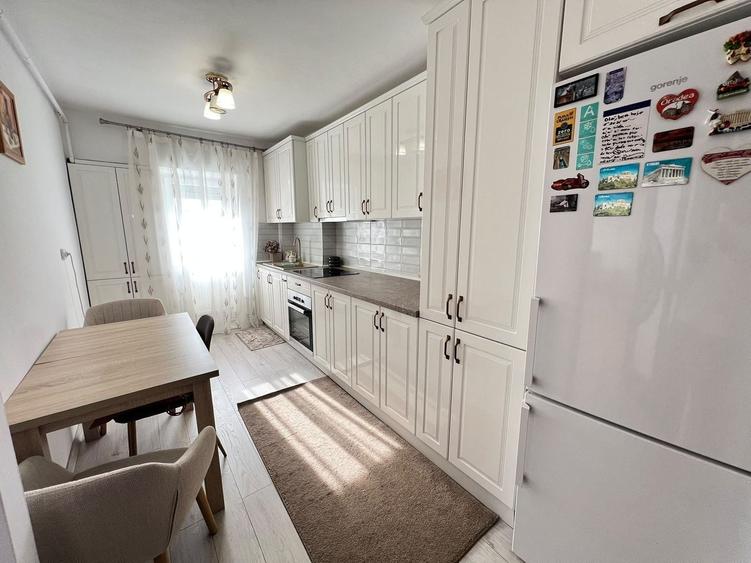 Apartament cu 3 camere decomandat, mobilat în Mănăștur