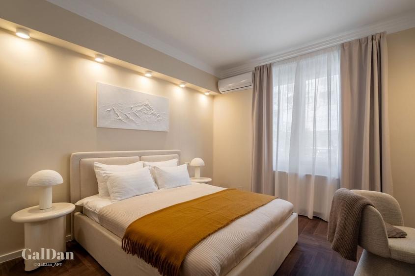 Apartament cu 3 camere, mobilat în Universitate