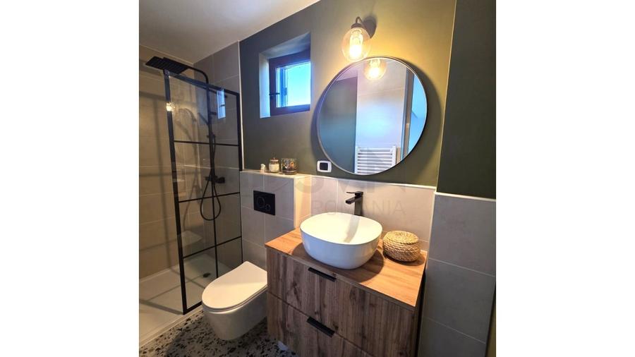Apartament cu 3 camere decomandat, mobilat în Dămăroaia