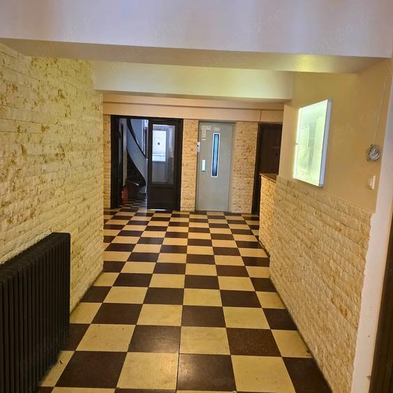 Apartament cu 2 camere decomandat în Sala Palatului