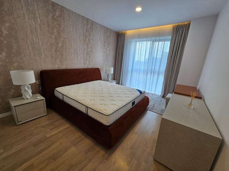 Apartament cu 3 camere decomandat în Pipera