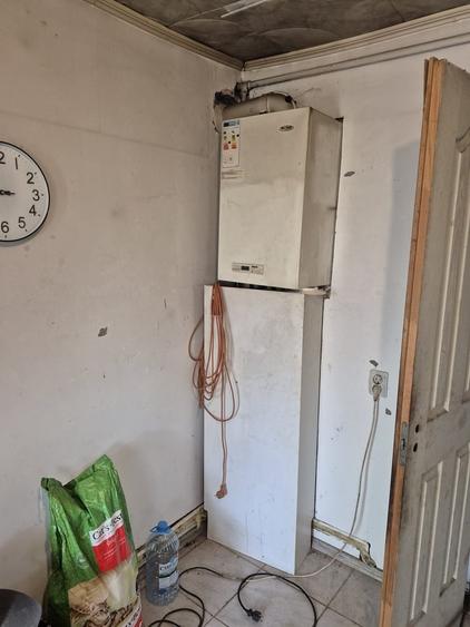 Casă cu 3 camere cu Teren 1065 Mp în Domnești