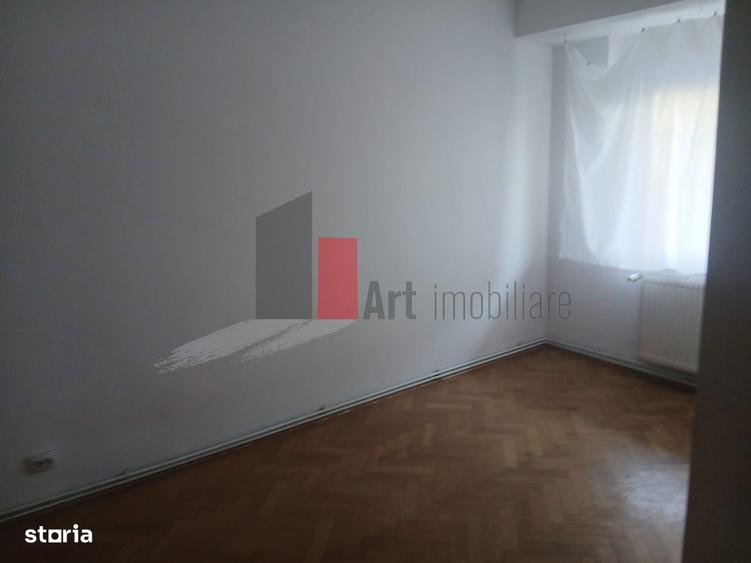 3 Camere Universitate - Parcul Cismigiu - 5