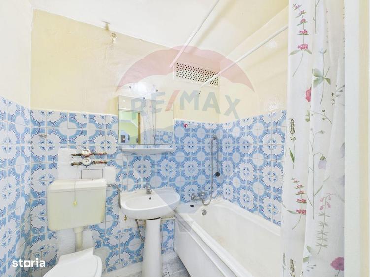 Apartament cu 3 camere semidecomandat, mobilat în Dristor