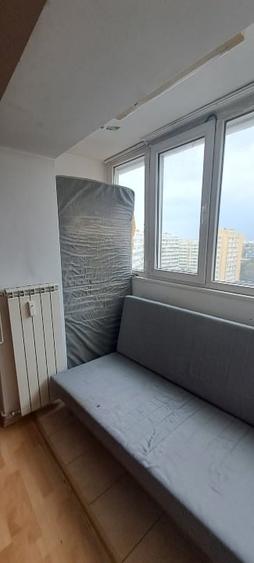 Apartament cu 3 camere semidecomandat, mobilat în Obor
