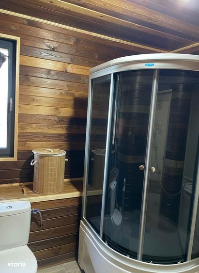 Casă cu 6 camere cu Teren 1000 Mp în Central