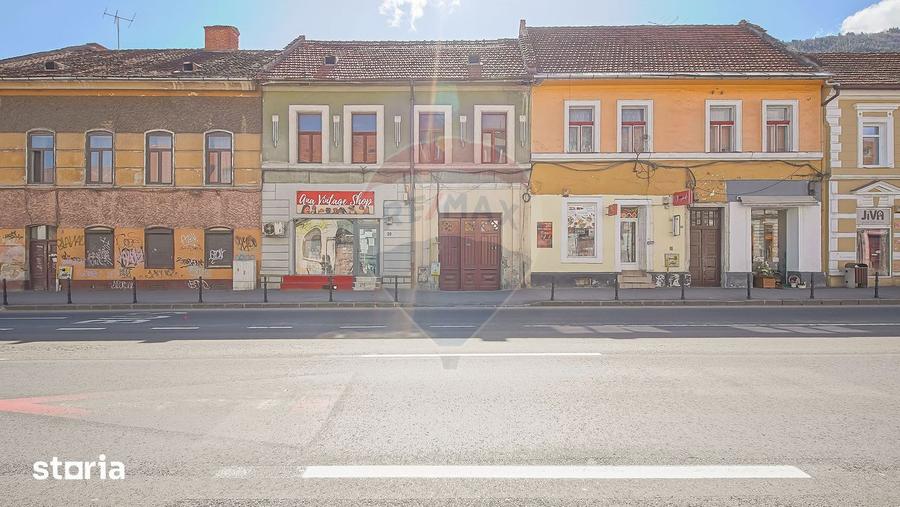 Apartament cu 3 camere în Centrul Istoric