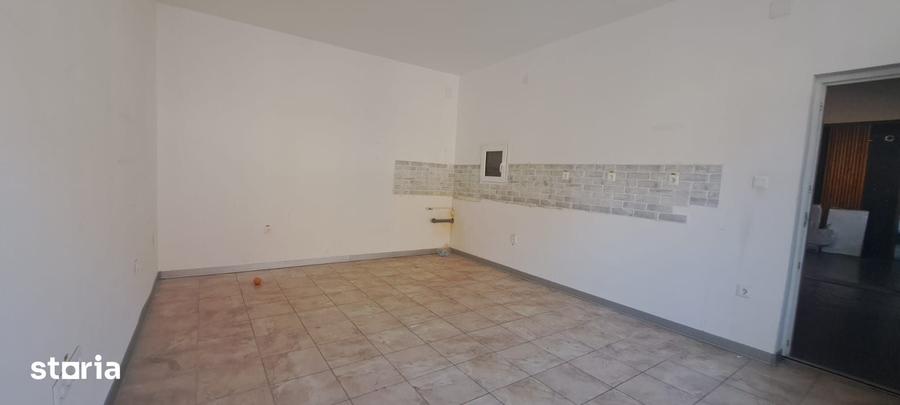 Spațiu comercial, de 78.3 mp, în Central