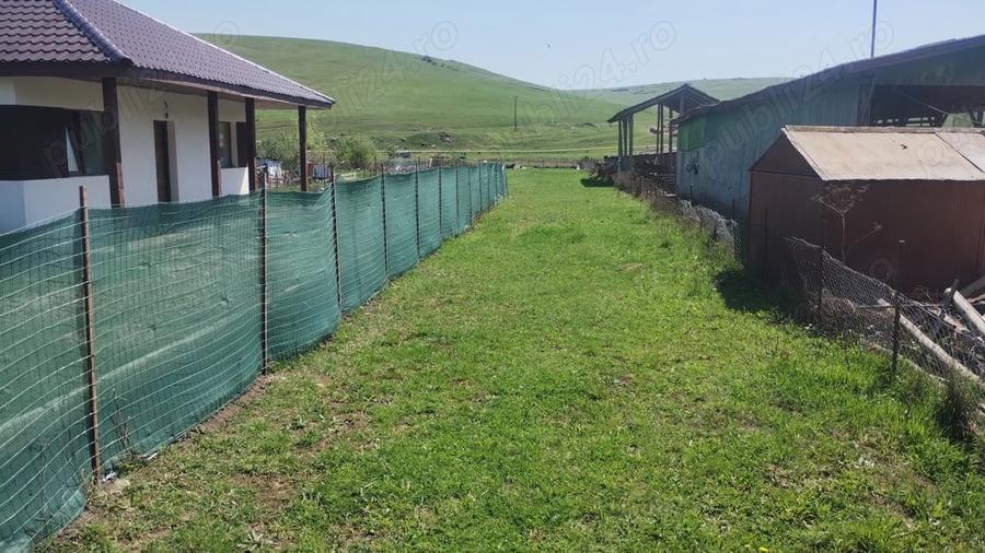Teren de 580 mp, în Dezmir