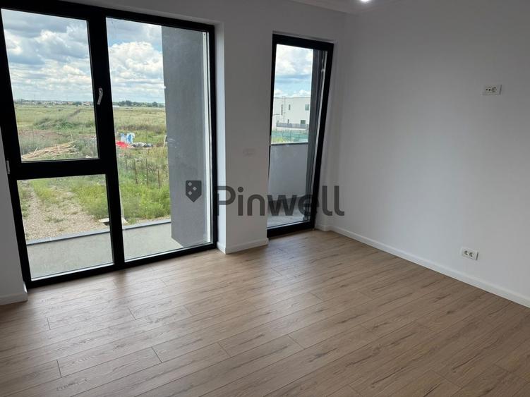 Duplex cu 5 camere cu Canalizare în Pipera