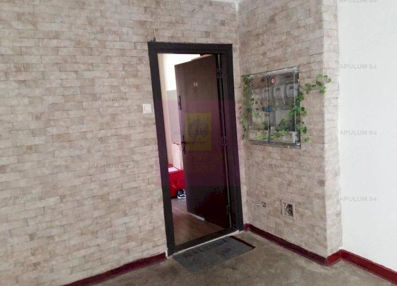 Apartament cu 4 camere decomandat în Vitan