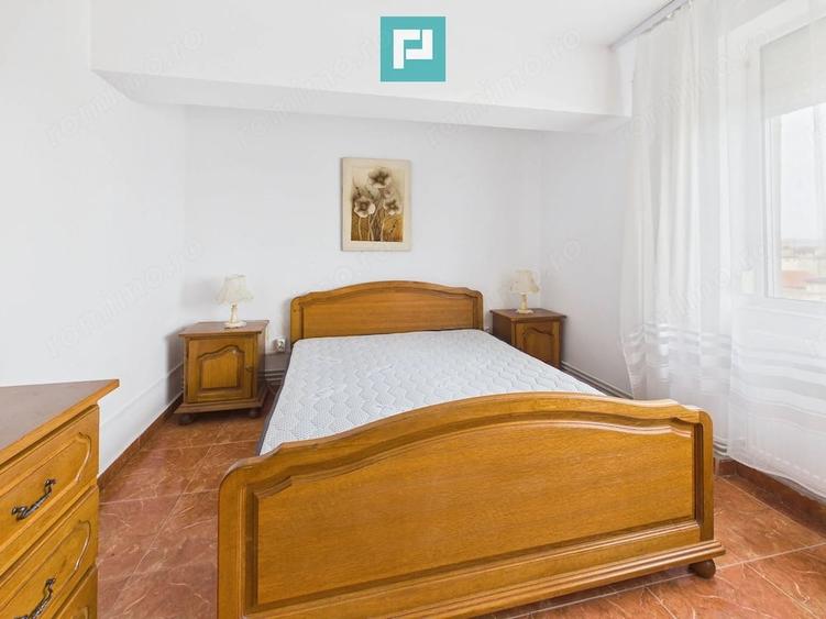 Apartament cu 3 camere decomandat în Ultracentral