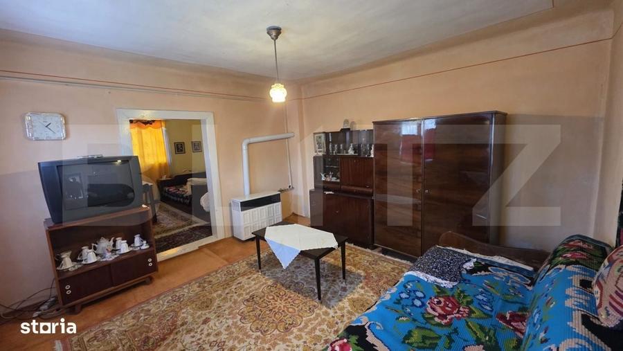 Casă cu 3 camere în Nazna