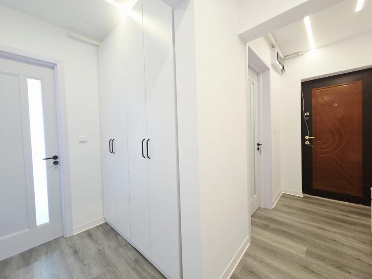Apartament cu 2 camere decomandat în