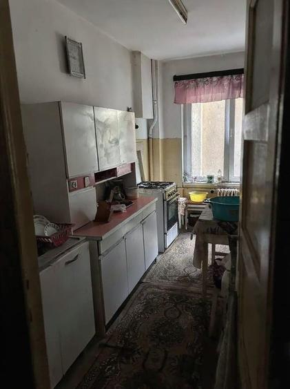 Apartament cu 2 camere, mobilat în Magheru