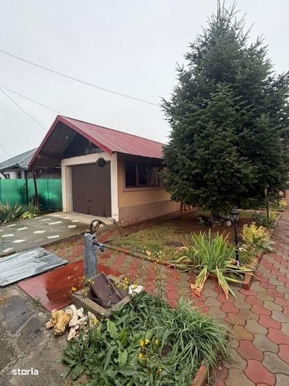 Casă cu 4 camere cu Teren 1676 Mp în Boldești