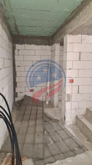 Casă cu 5 camere cu Canalizare în Pielești