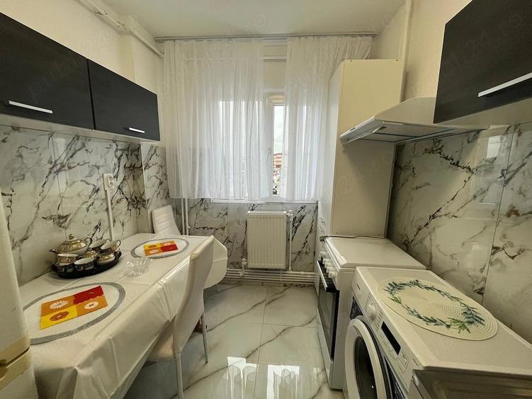 Apartament cu 2 camere semidecomandat în 9 Mai