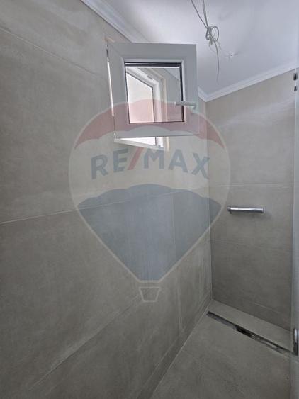 Apartament cu 2 camere semidecomandat în Crângași