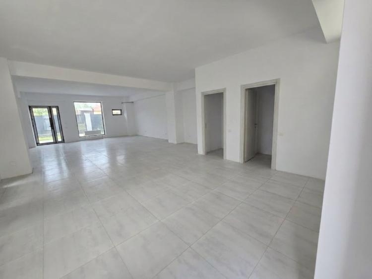 Spațiu comercial, de 90 mp, în Găvana Platou