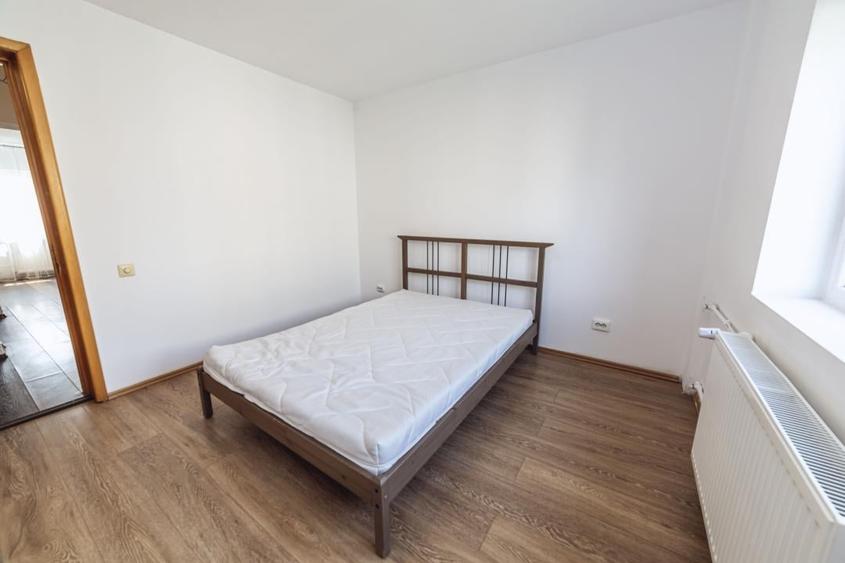 Apartament cu 3 camere decomandat, mobilat în Brâncoveanu