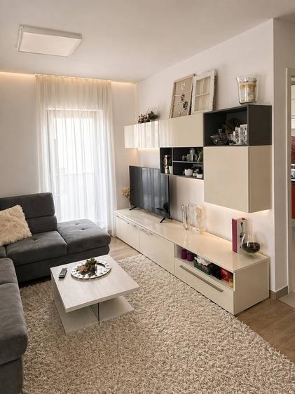 Apartament cu 2 camere decomandat în Borhanci