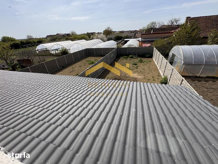 Casă cu 4 camere cu Teren 300 Mp în Sânmihaiu Român