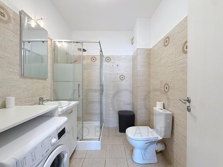 Apartament cu 2 camere semidecomandat, mobilat în Între Lacuri