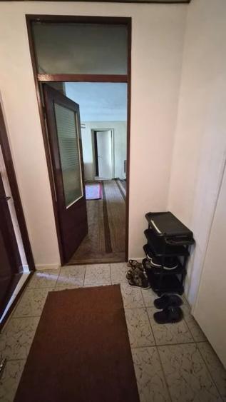 Apartament cu 2 camere semidecomandat, mobilat în Ultracentral