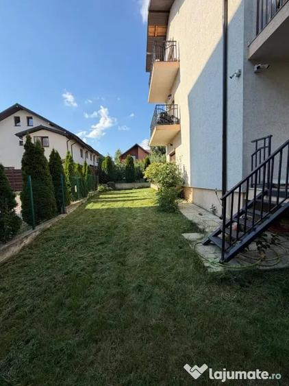 Apartament cu 3 camere decomandat în Valea Lupului